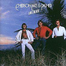 Portada de Álbum "Love Beach", de Emerson Lake And Palmer