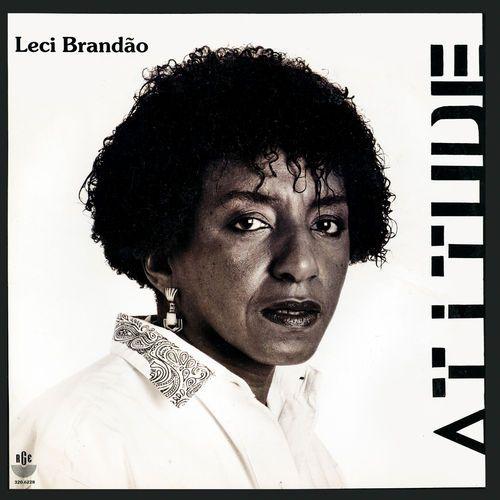 Capa do álbum "Atitude", de Leci Brandão
