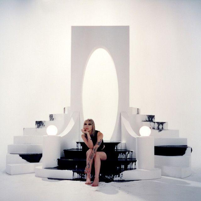 Portada de Álbum "honey catching season", de King Mala