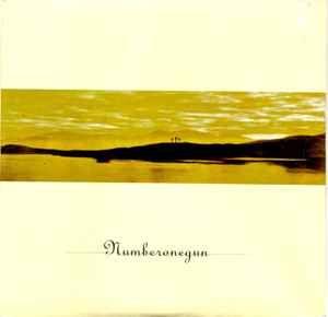 Portada de Álbum "Look Left", de Number One Gun