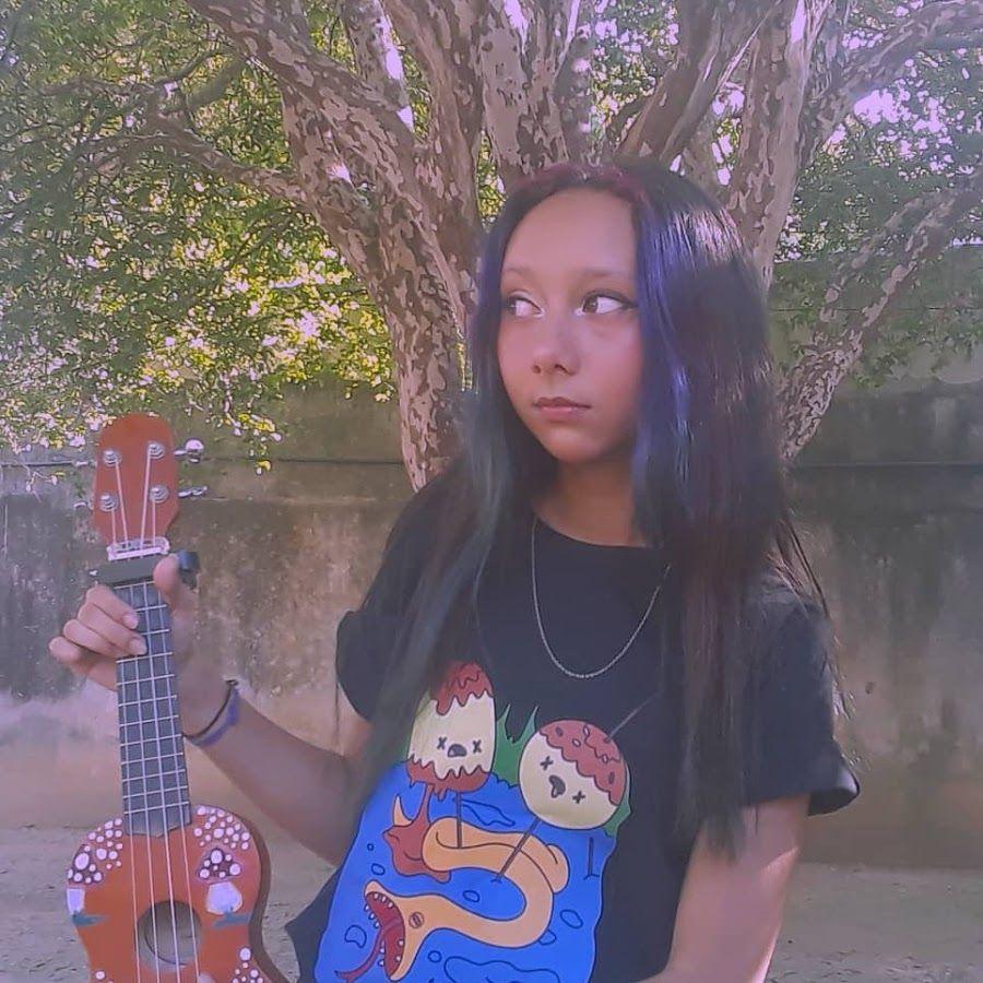 Portada de Álbum "Dela", de Shamara Lessa