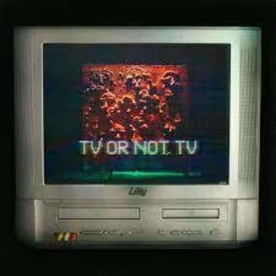 Portada de Álbum "TV or Not TV", de Liily