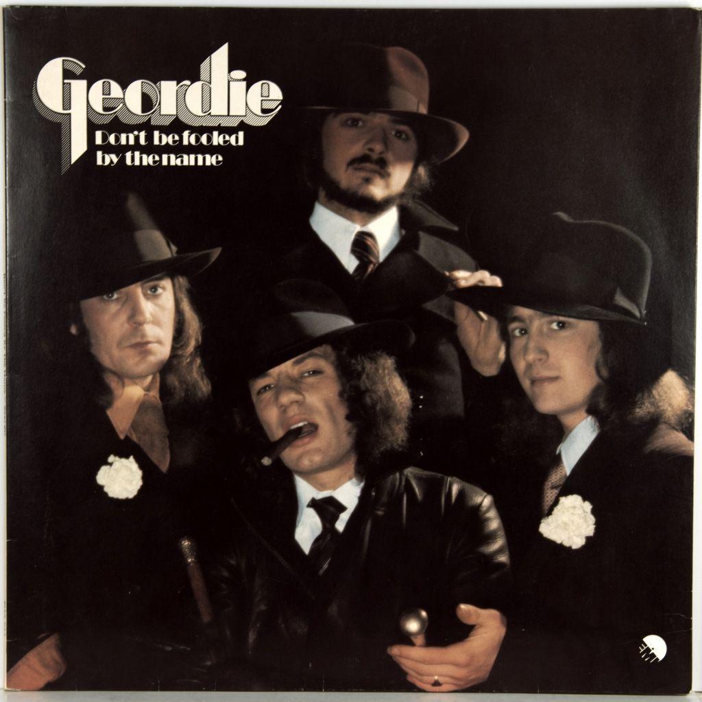 Capa do Álbum "Don't Be Fooled By The Name", de Geordie