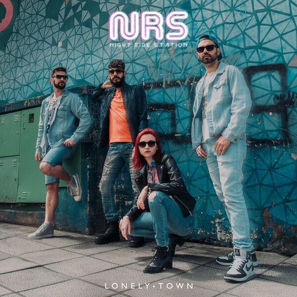 Portada de Sencillo/EP "Lonely Town", de Night Ride Station