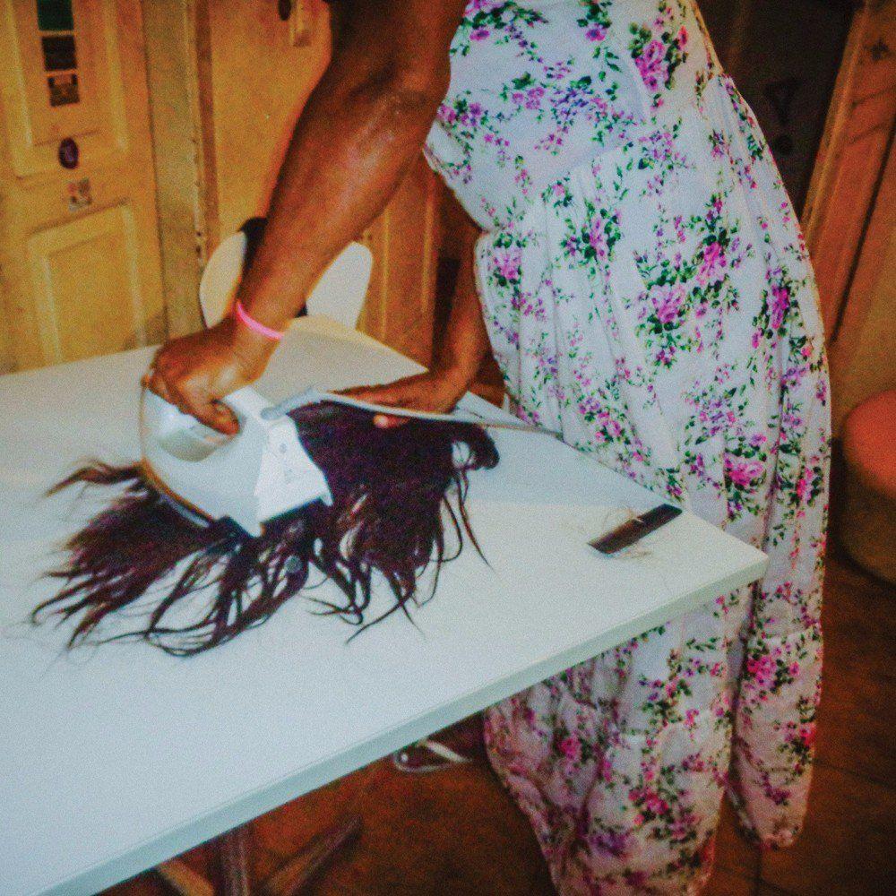 Portada de Álbum "Pajubá", de Linn da Quebrada