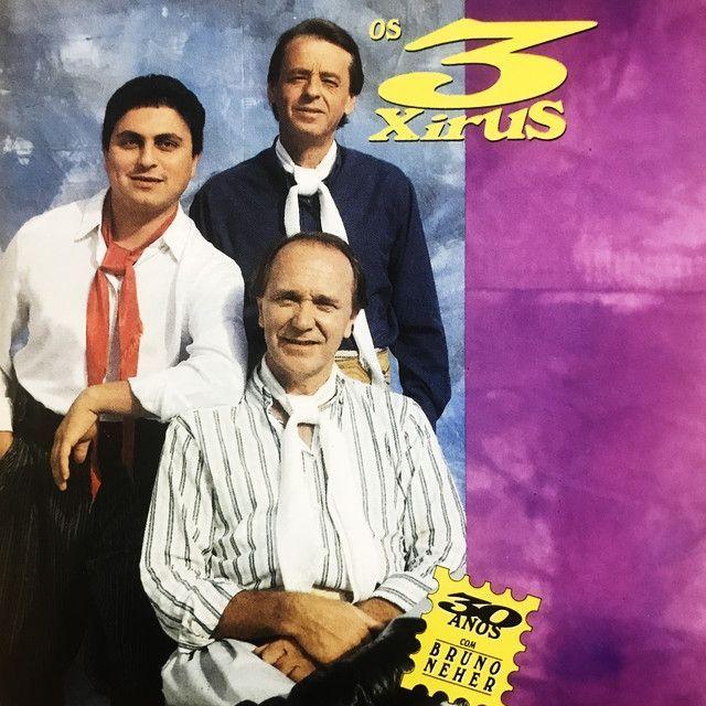Capa do álbum "30 Anos Com Bruno Neher", de Os 3 Xirus