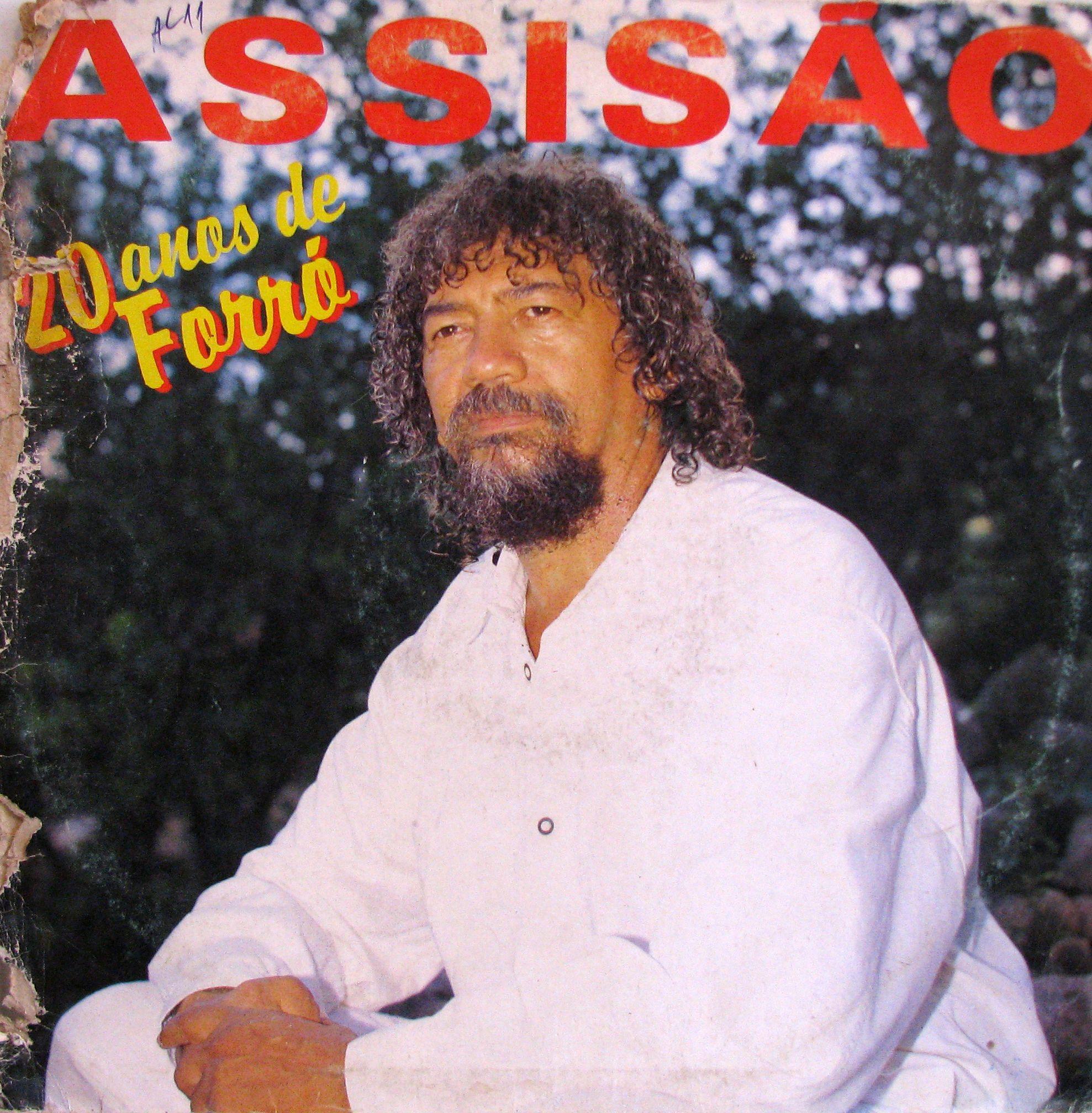 Capa do Álbum "20 Anos de Forró", de Assisão
