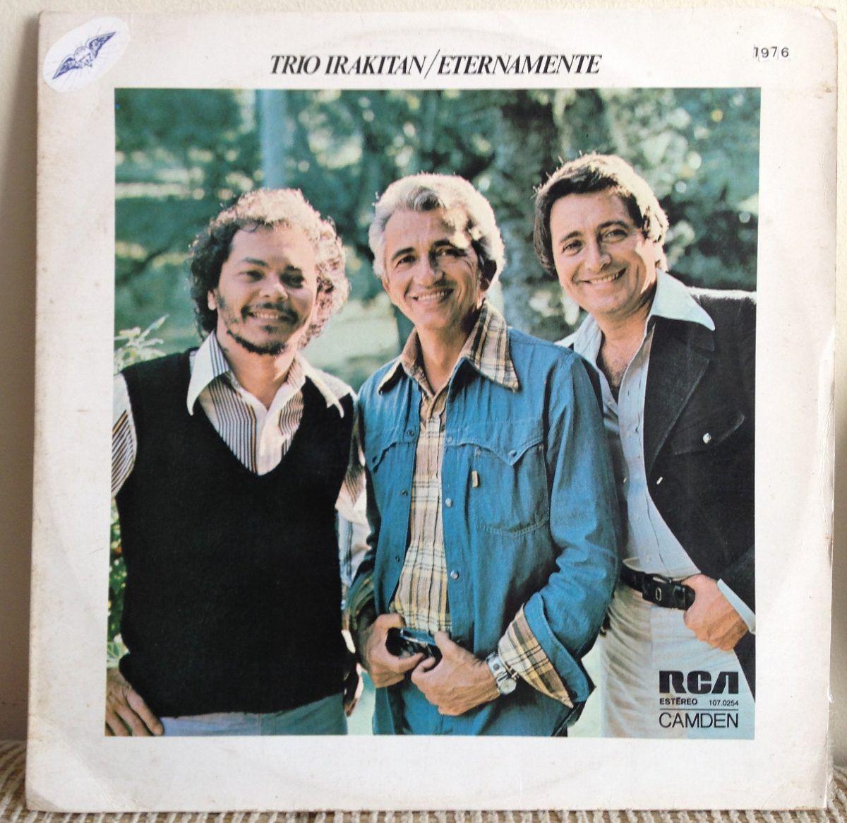 Album cover of "Eternamente" by Trio Irakitan