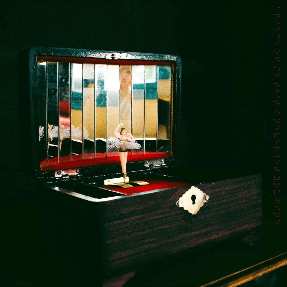 Portada de Álbum "a piece of me i never let you find.", de Cane Hill