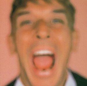 Capa do álbum "Walking On Locusts", de John Cale