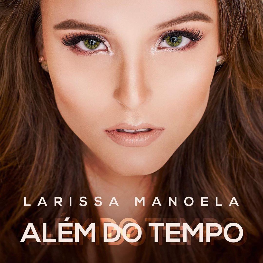 Album cover of "Além do Tempo" by Larissa Manoela