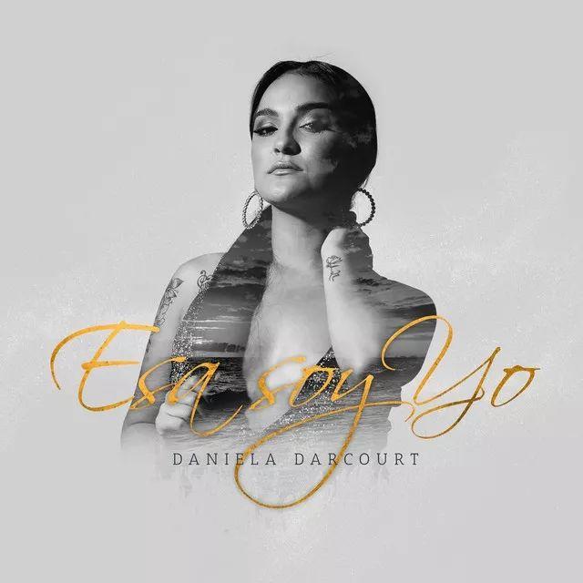 Capa do Álbum "Esa Soy Yo", de Daniela Darcourt