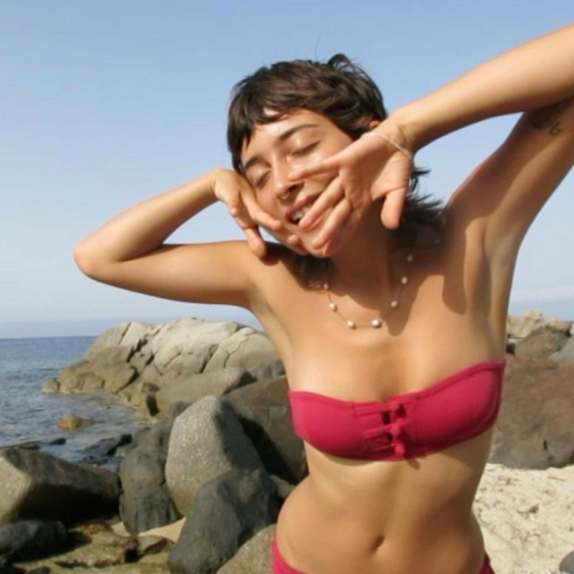 Portada de Sencillo/EP "Curiosa", de Alaï