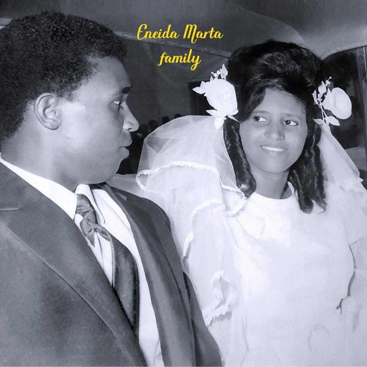 Capa do Álbum "Family", de Eneida Marta
