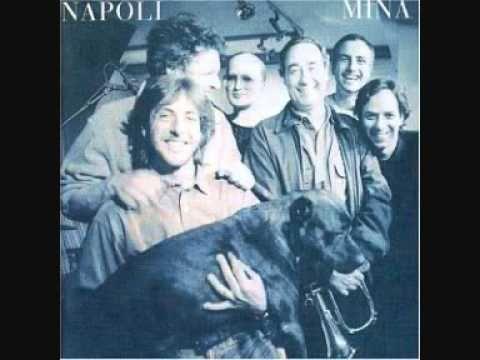 Capa do álbum "Napoli", de Mina