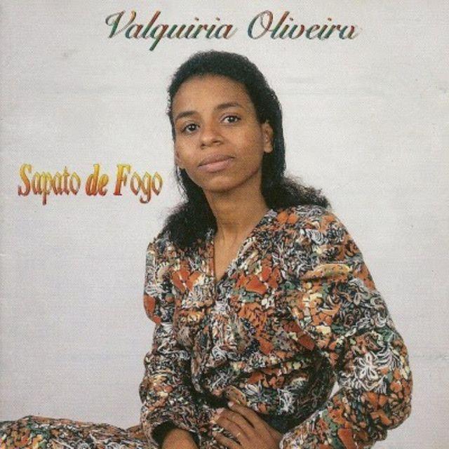 Portada de Álbum "Sapato de Fogo ", de Valquíria Oliveira