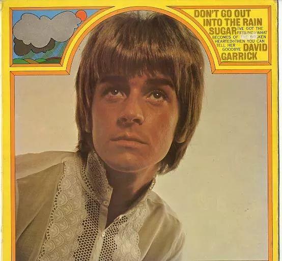 Capa do Album "Don't Go Out Into The Rain", de David Garrick