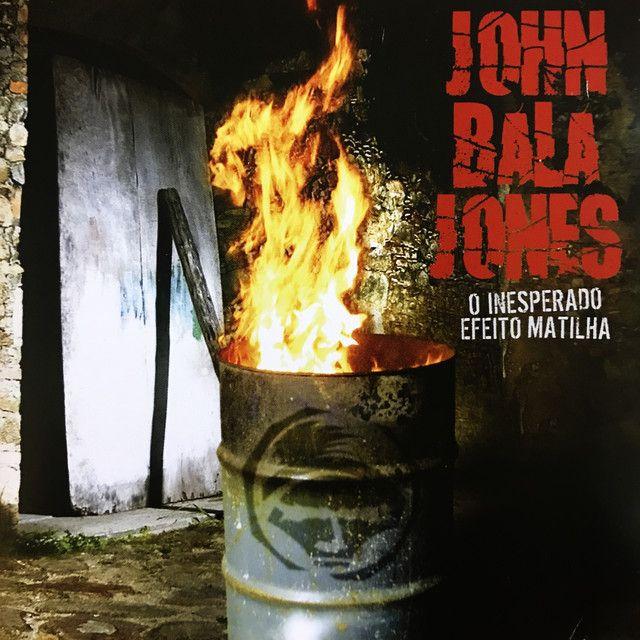 Portada de Álbum "O Inesperado Efeito Matilha", de John Bala Jones