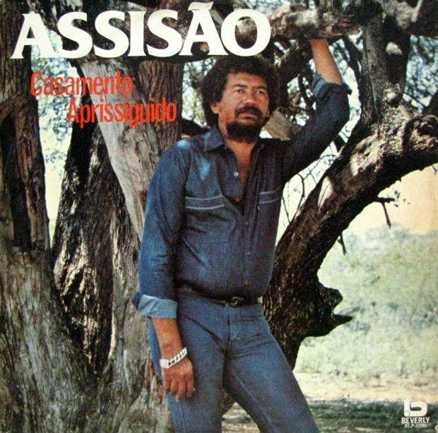 Capa do Álbum "Casamento Aprissiguido", de Assisão