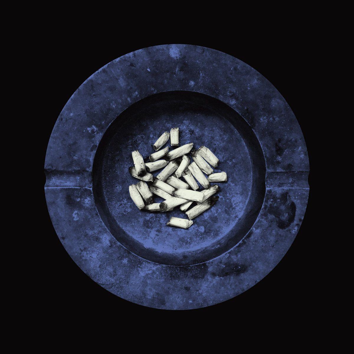 Portada de Álbum "Stay Alive", de Laura Jane Grace