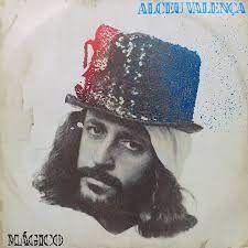 Album cover of "Mágico" by Alceu Valença