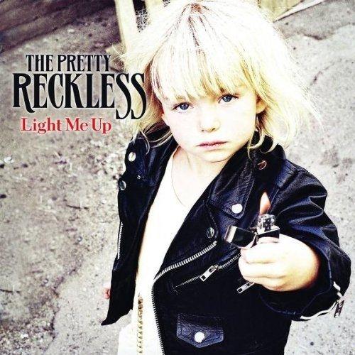 Capa do Álbum "Light Me Up", de The Pretty Reckless