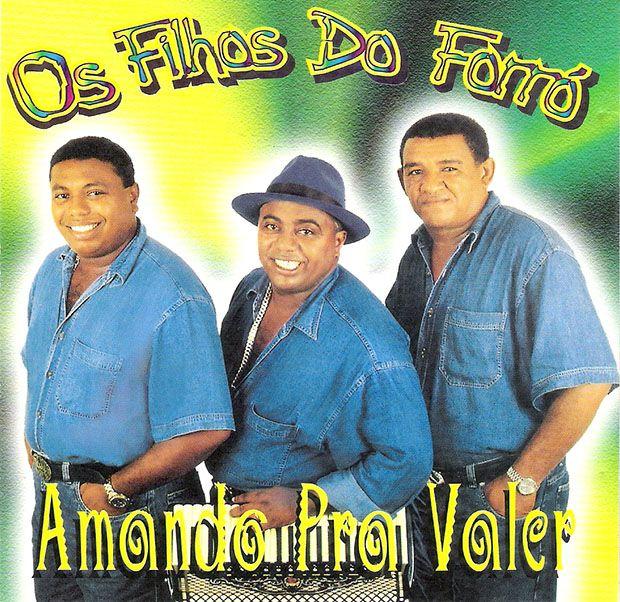 Portada de Álbum "Amando Pra Valer", de Os Filhos do Forró