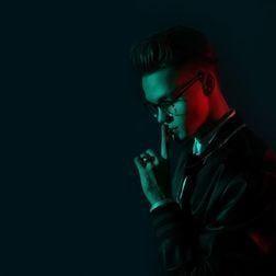 Single/EP cover of "Lie To Me" by Mikolas Josef
