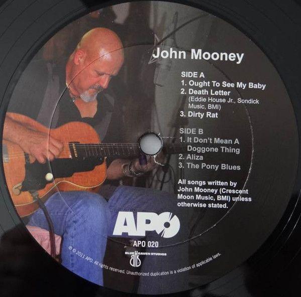 Capa do Álbum "John Mooney (2011)", de John Mooney