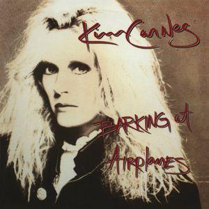 Portada de Álbum "Barking At Airplanes", de Kim Carnes