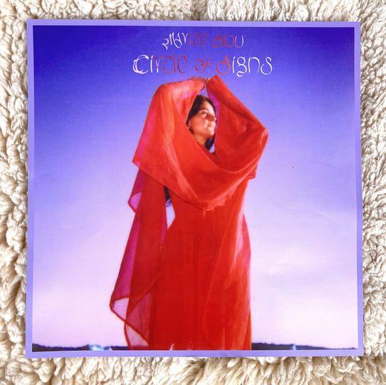 Portada de Sencillo/EP "Circle of Signs - Single", de Mariee Sioux