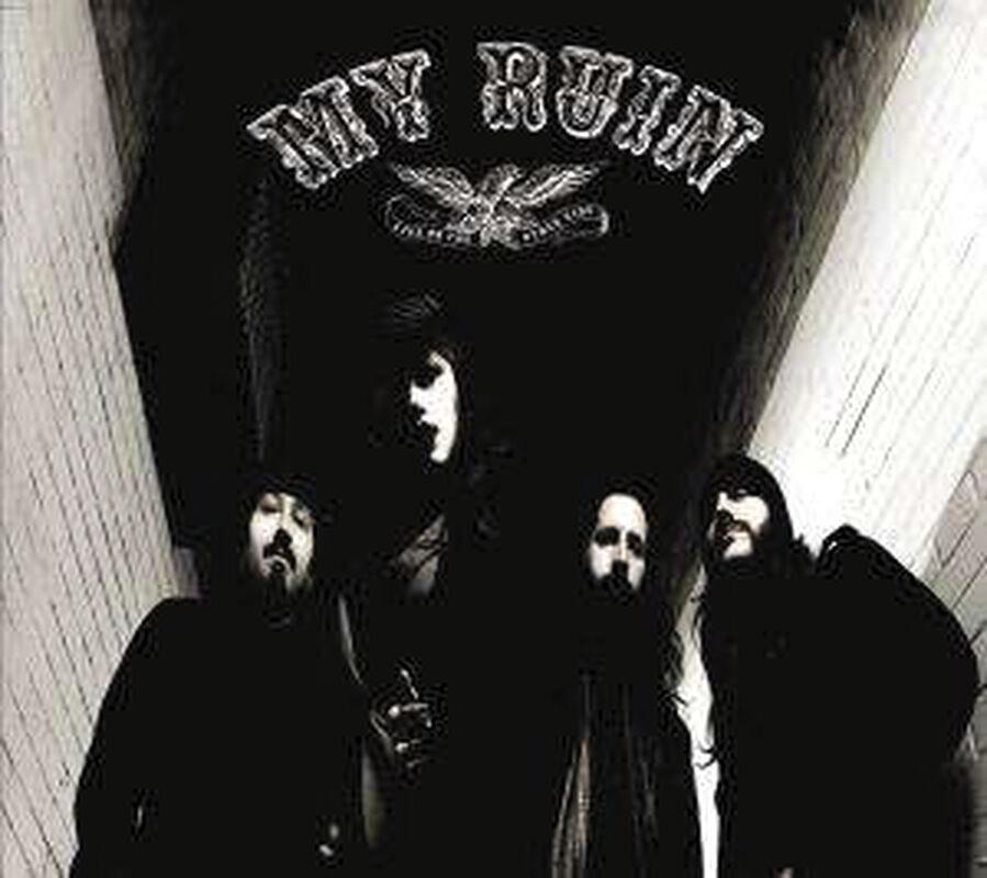 Capa do Álbum "Alive On The Other Side", de My Ruin