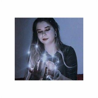 Capa do Single/EP "Sorrir Com a Cabeça Erguida", de Andressa Marks