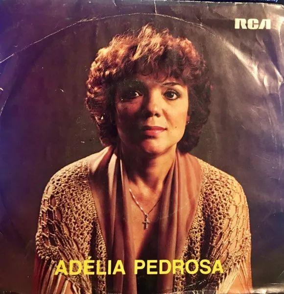 Capa do Single/EP "Fado e Lisboa, Lisboa e Fado", de Adélia Pedrosa