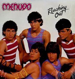 Album cover of "Reaching Out" by Menudo