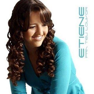 Capa do Álbum "Pra Teu Louvor", de Etiene Pires