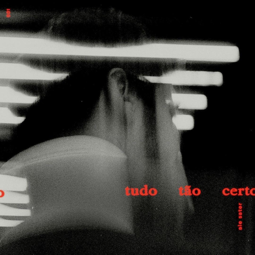 Capa do Álbum "Tudo Tão Certo", de Ale Sater