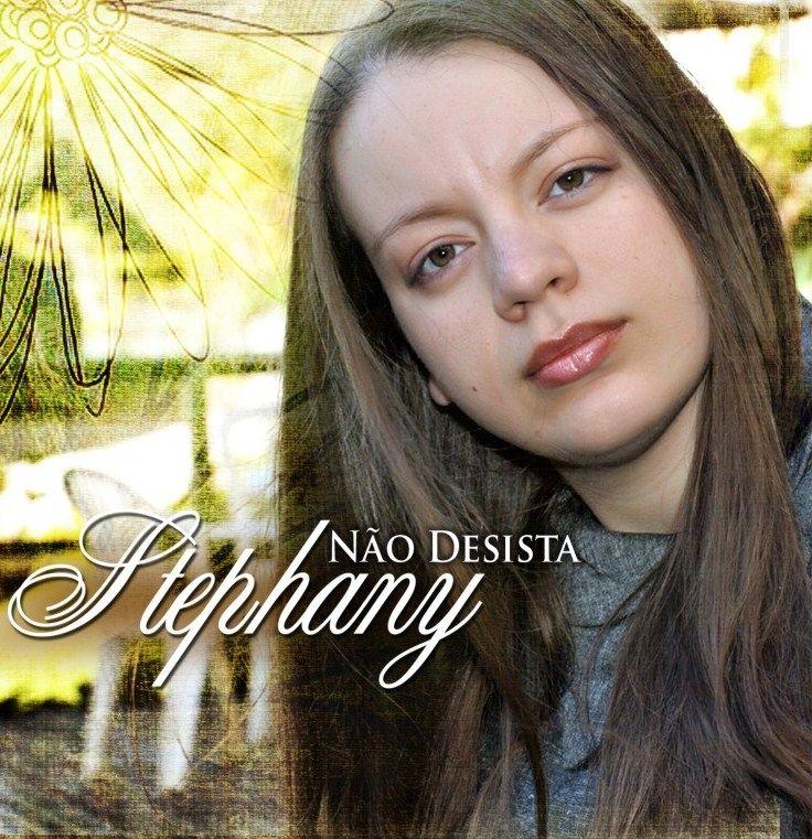 Portada de Álbum "Não Desista", de Stephany