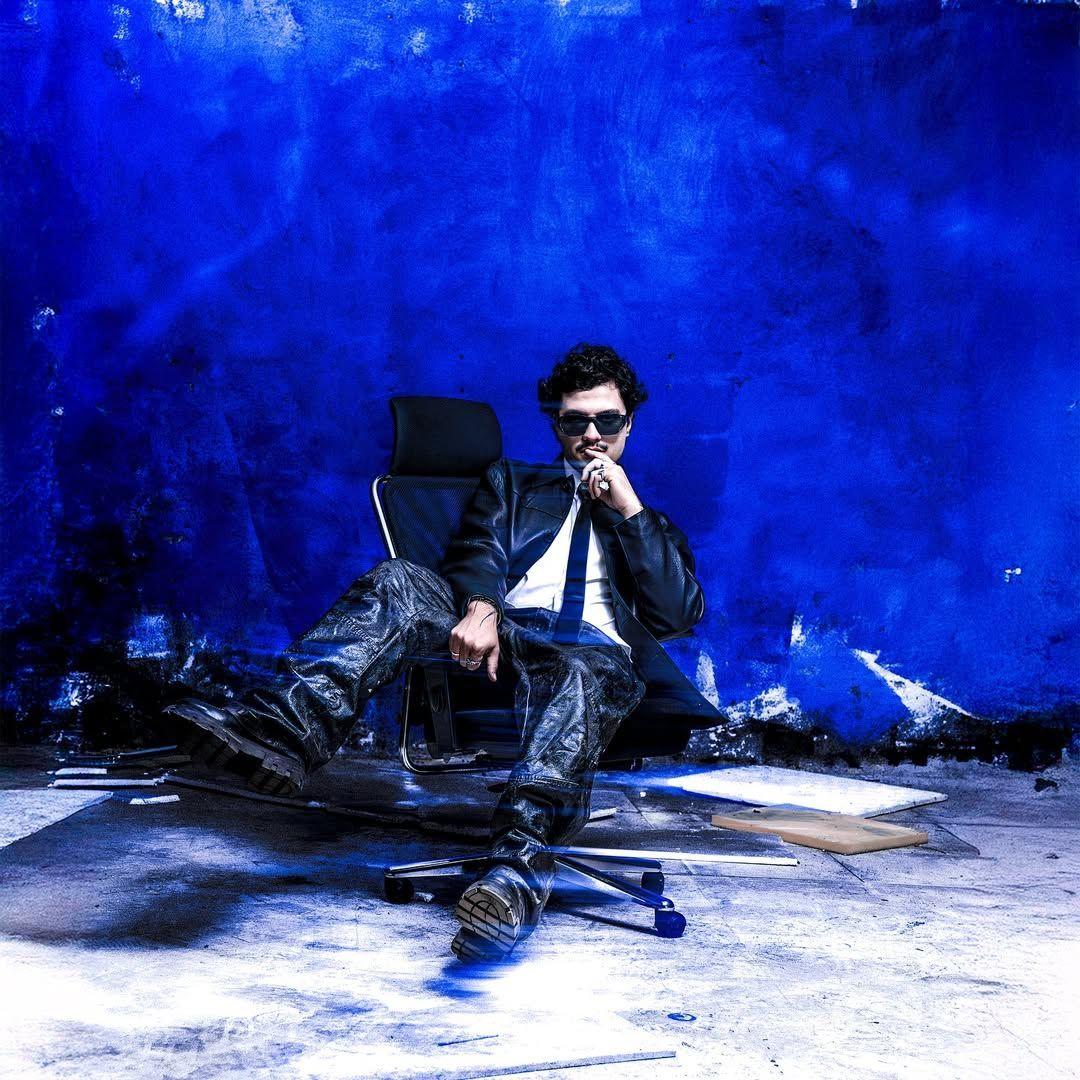 Capa do Álbum "Contraditório", de Jovuk