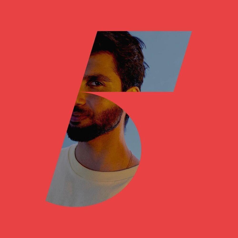 Capa do álbum "Sorriso de Agogô", de Silva