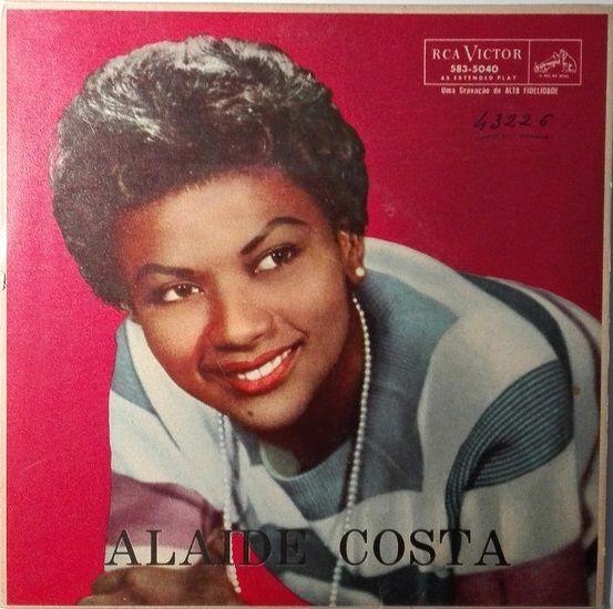 Capa do álbum "Terminemos Em Paz", de Alaíde Costa