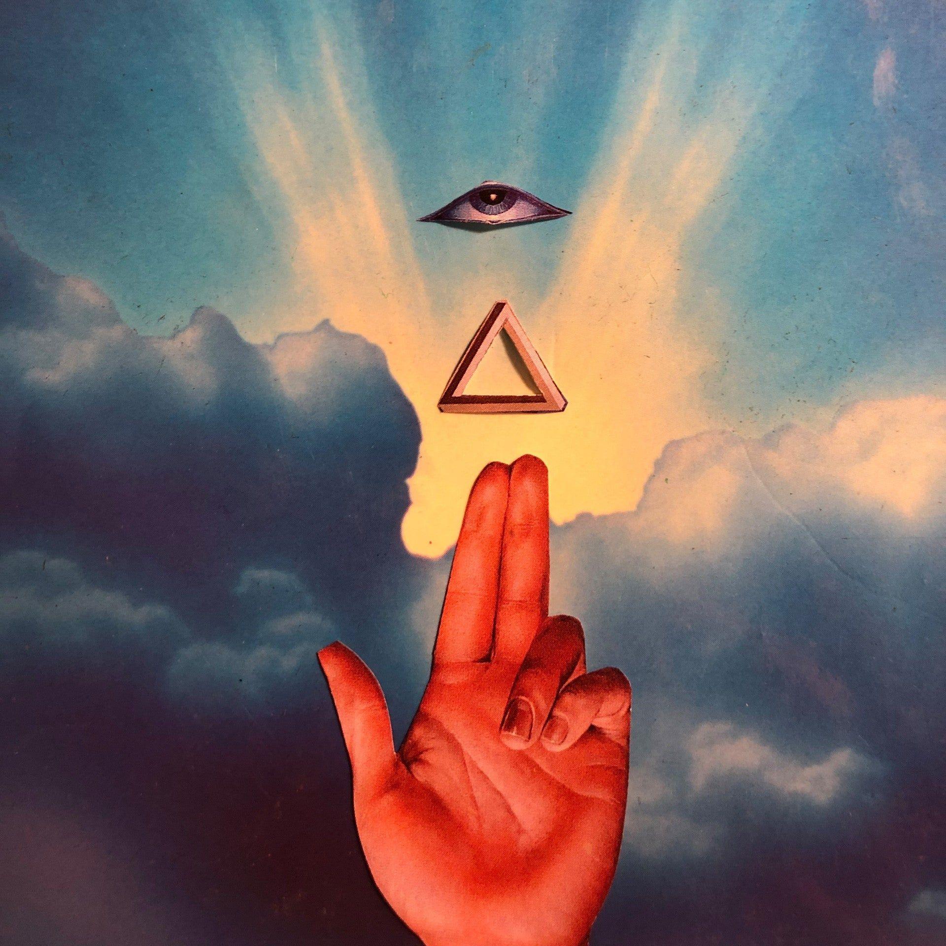 Portada de Álbum "As Above, So Below", de Highly Suspect