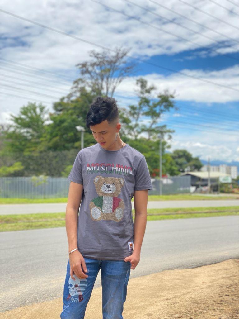 Capa do Álbum "King", de Enrique