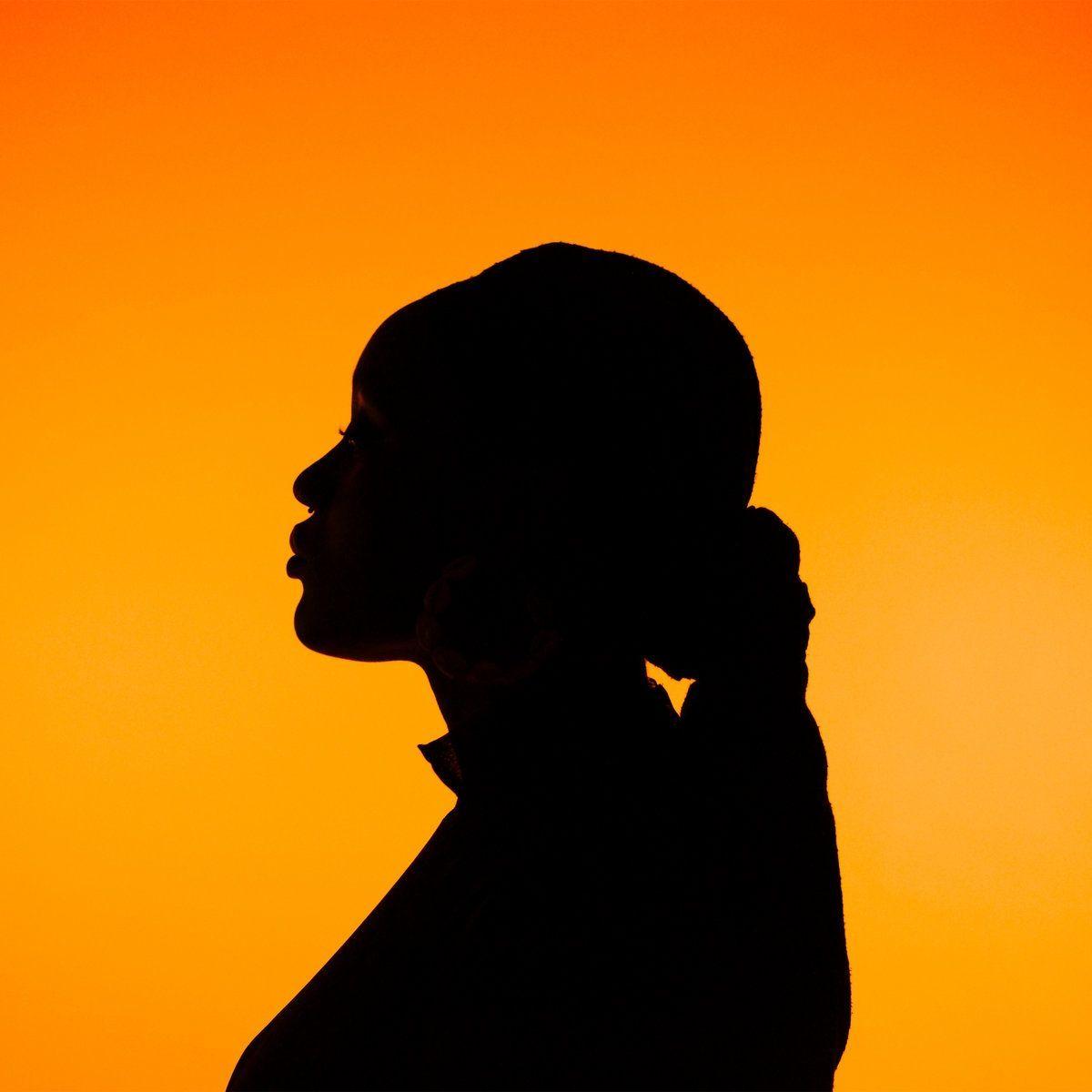 Portada de Álbum "Being", de Tolü Makay