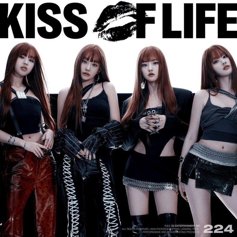 Capa do Álbum "224", de KISS OF LIFE