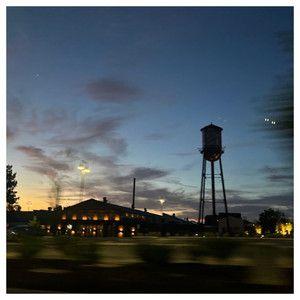 Portada de Sencillo/EP "Looking Forward To The Past ", de Braison Cyrus