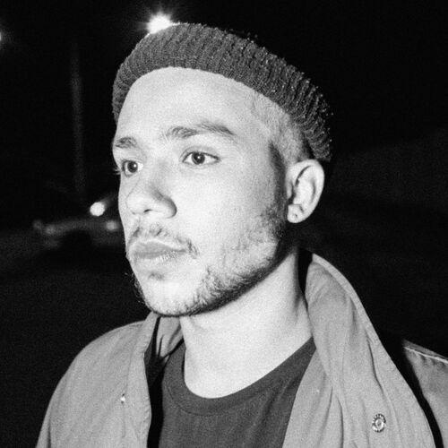 Capa do Single/EP "Amor Incendiário", de Yago Oproprio