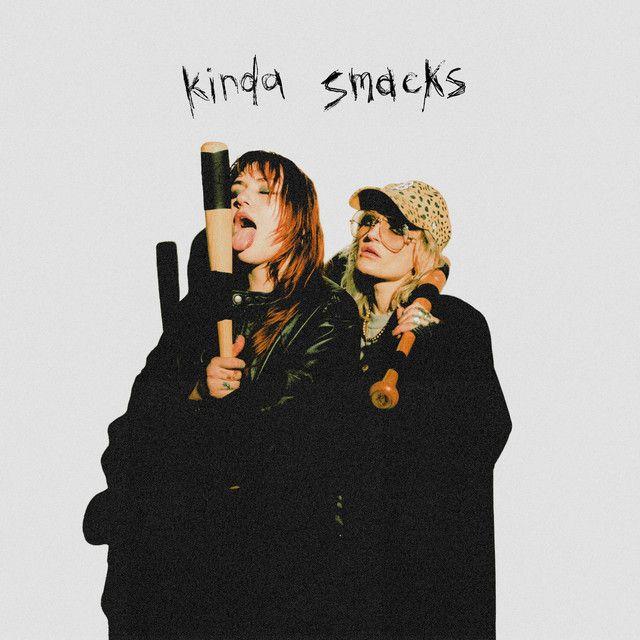 Album cover of "kinda smacks" by GAYLE