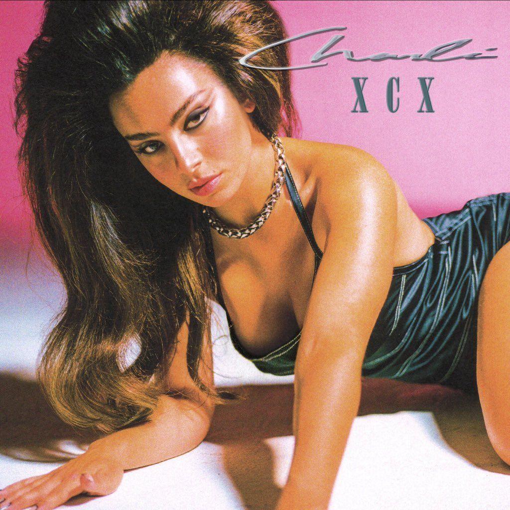 Capa do álbum "Good Ones", de Charli xcx