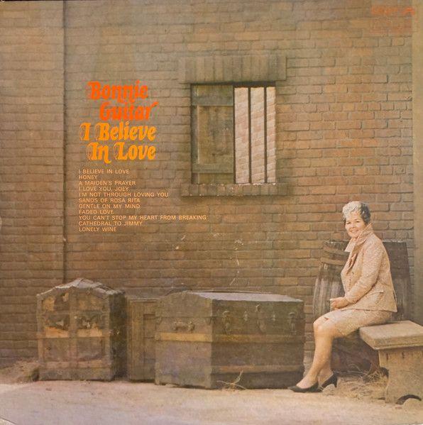 Portada de Álbum "I Believe In Love", de Bonnie Guitar